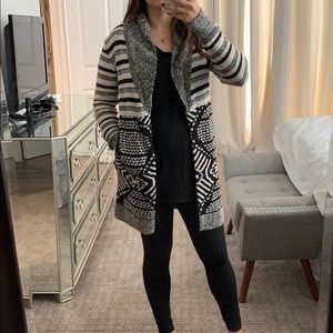 Sweater cardigan Aztec print